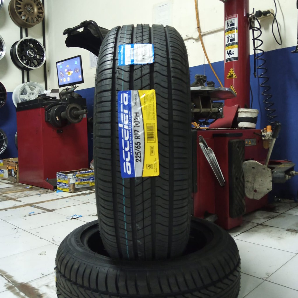 BAN MOBIL CRV - 225 65 R17 ACCELERA