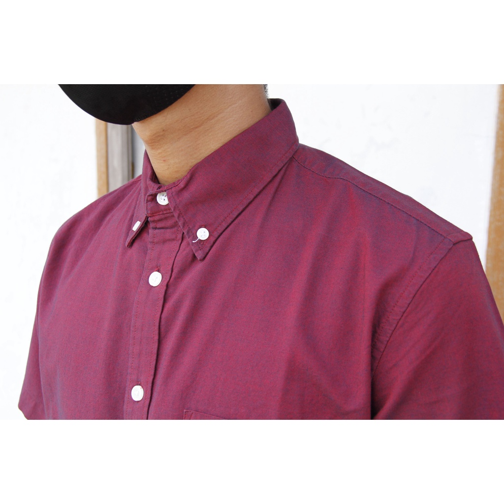 Kemeja Casual Pria Cole Lengan Pendek Reguler Fit Maroon 10 | Kemeja Kesual | Kemeja Kasual | 100% Oginal Best Quality, Exclusive Branded M*t*hari Dept Store