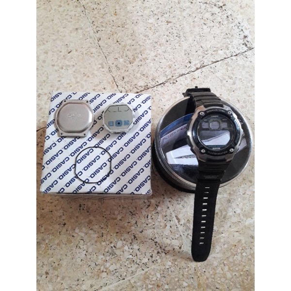 casio ae2000 W (casing)