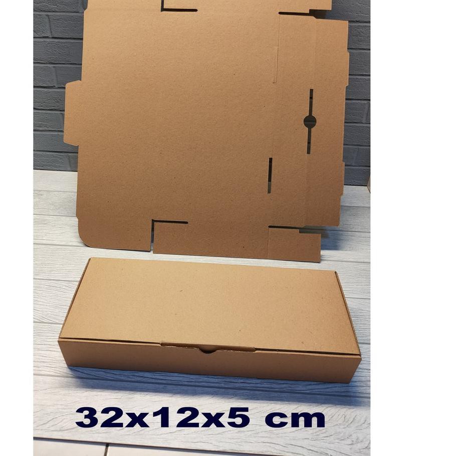 

Saleϟfast Kardus 32 x 12 x 5 cm,,,Die Cut kotak untuk kue Brownies - Dll - model box pizza