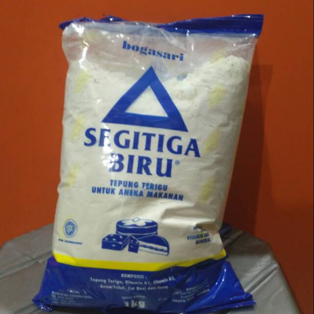 

Terigu Segitiga Biru 1kg regular