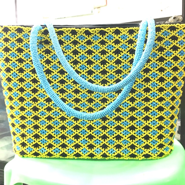 Tas wanita manik Dayak Handbag besar