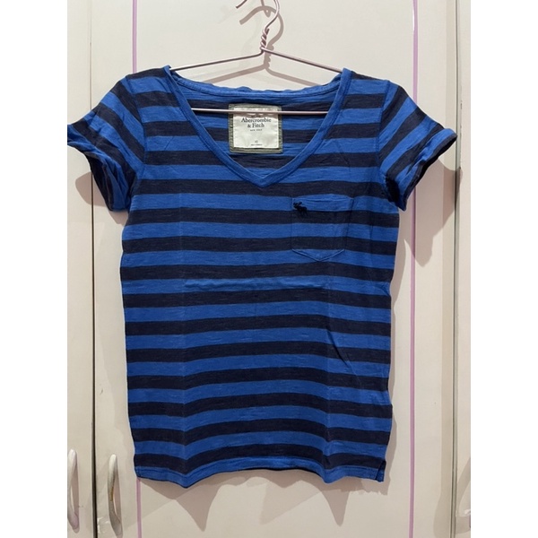 abercrombie&fitch kaos biru hitam