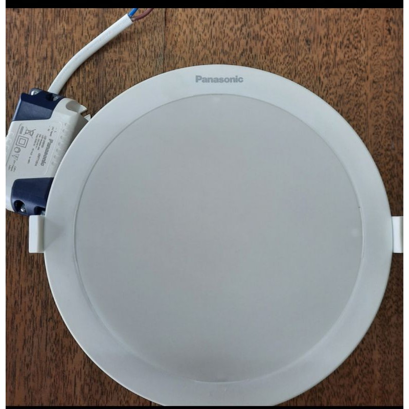 Panasonic Lampu Led Downlight Panel 18 Watt 18W Putih