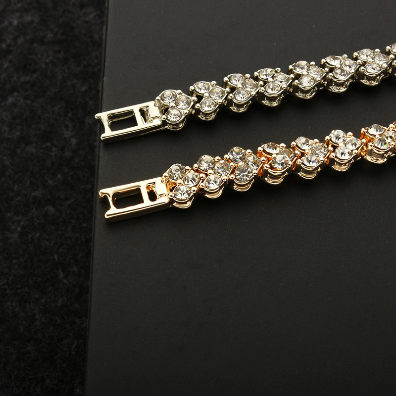 [Women Roman Heart Zircon Diamond Crystal Pendant Couples Bracelets] [Girls Chain Korean INS Charm Bracelet] [Women Jewellery Gifts]
