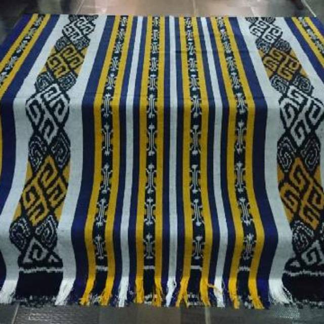 Kain tenun jepara motif toraja AL01