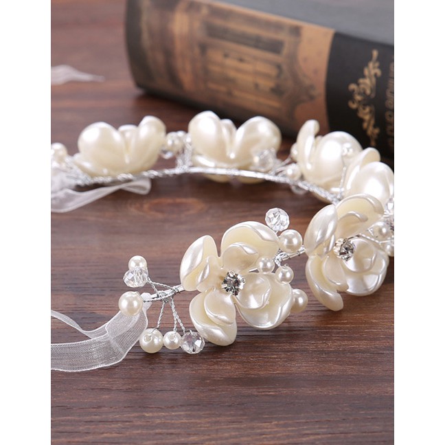 LRC Aksesoris Rambut Fashion White Flower Shape Decorated Hair Accessories E59525