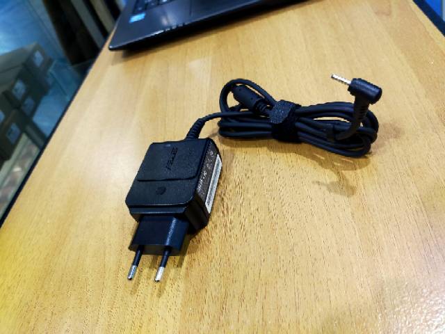 Adaptor charger NoteBook asus Eee PC 1015 x101 1025 1215 1015B 1015P 19V 1.58A