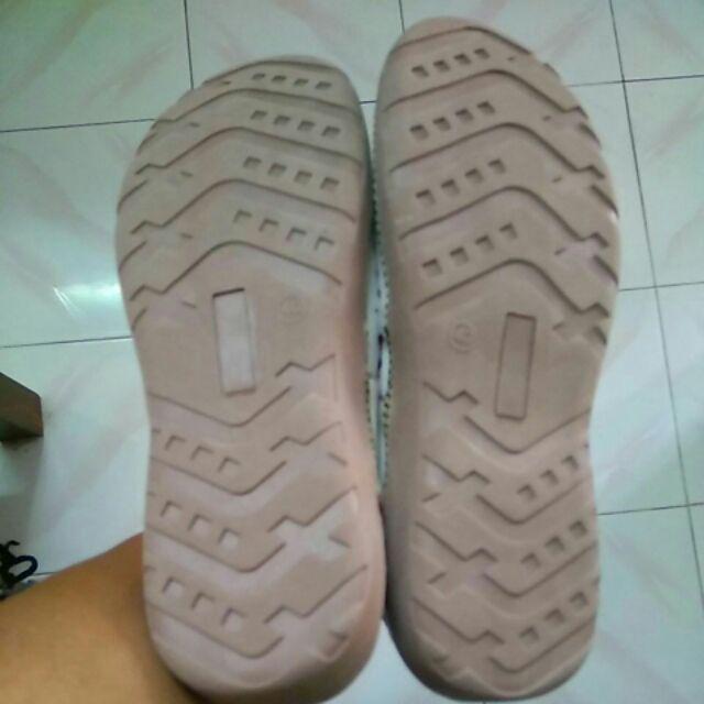 Sepatu Kickers Cewek Kulit ,, Habisin Stok