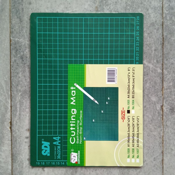 

kertas-pemotong- cutting mat sdi a4 -pemotong-kertas.