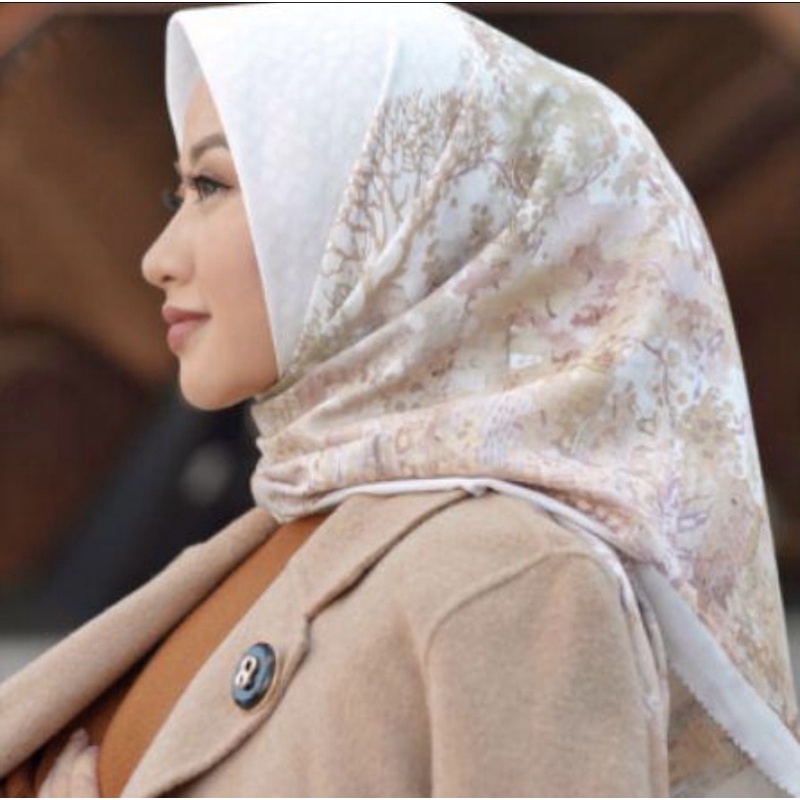 Buttonscarves New York Reborn Vessel