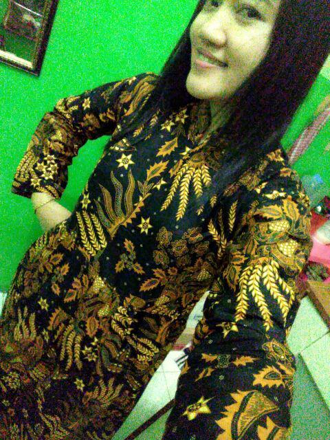Gamis Batik Gold Kombinasi Prada Dan Embos