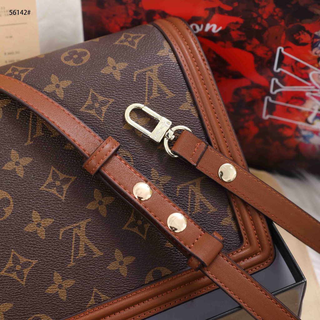 Fashion L V  Dauphine Monogram Reverse MM Brown 56142