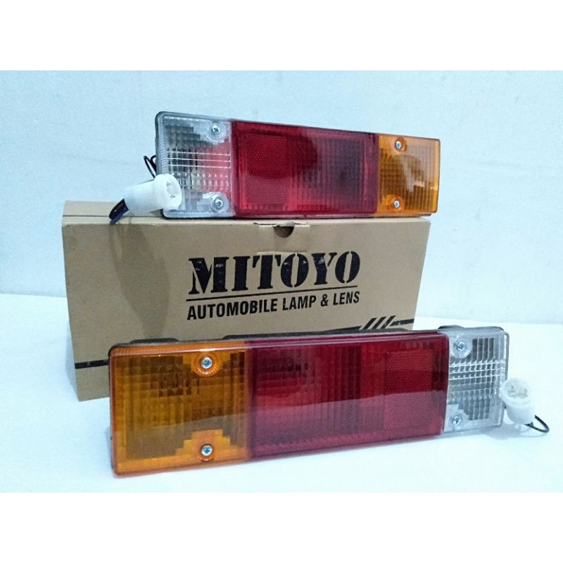 Harga Sepasang untuk Kanan dan Kiri - Lampu Belakang Stoplamp Mitsubishi L-300 L300 Model Original