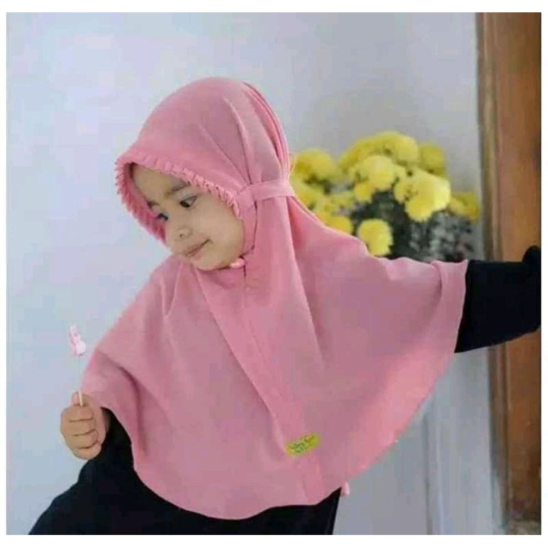 Hijab bergo lipit anak