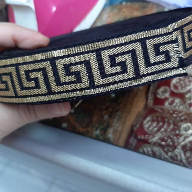 Renda / Pita Hitam Emas / Renda India / Pita India / Renda Dubai / Renda Dayak / Bahan Baju 20meter