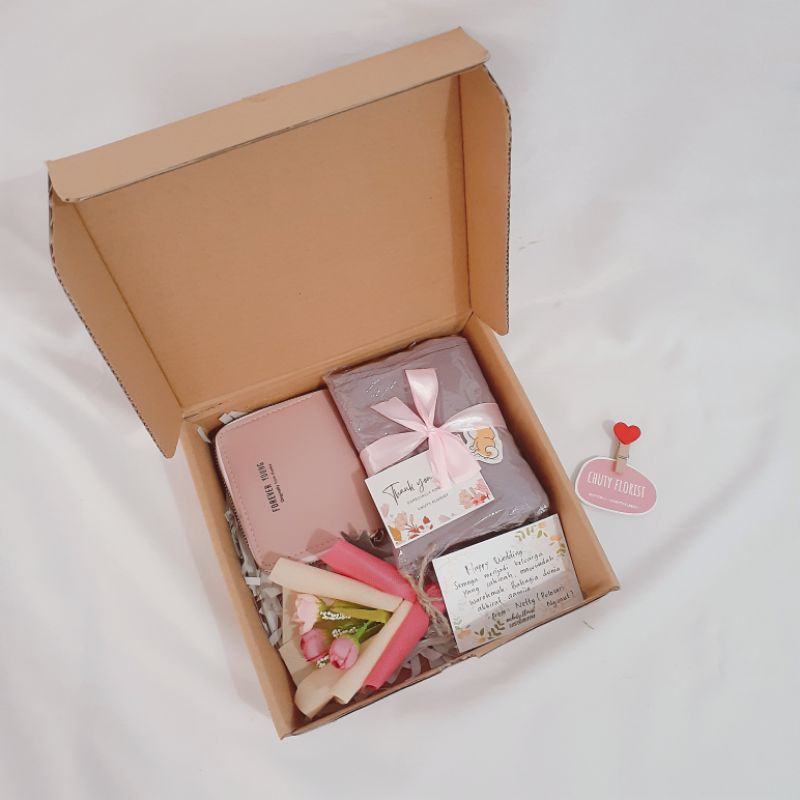 

Gift Box Kanaya