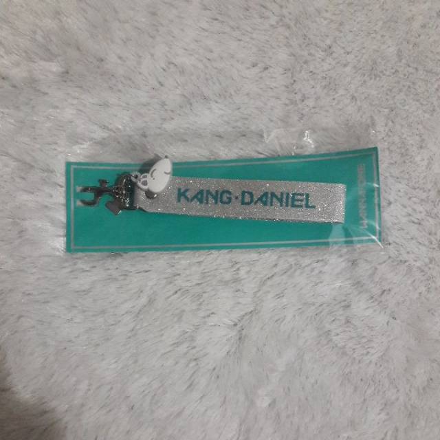 WANNA ONE SUMMER POP UP STORE KEYRING (DANIEL, ONG SEONGWU, SUNGWOON, JISUNG)