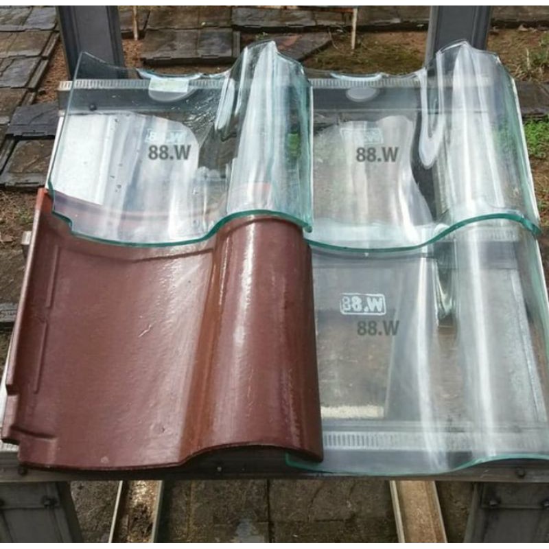 Genteng Kaca Kanmuri