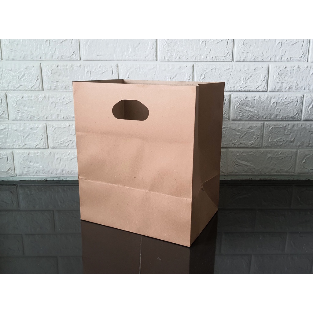 

Paperbag Box Fried Chicken model Plong Uk. 24, 5 x 17,5 x Tinggi 28 cm