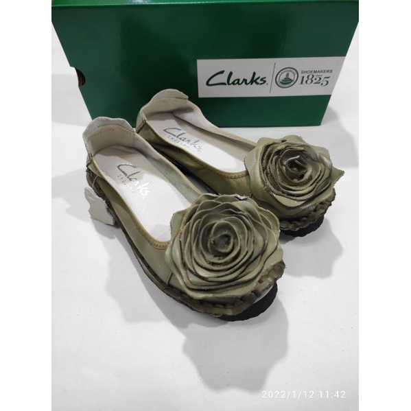 SEPATU KANTOR WANITA CLARKS BIG ROSE 2031/ SEPATU KULIT