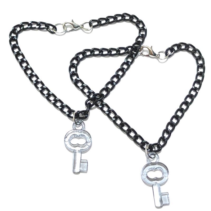 Sepasang (2 buah) Gelang Pasangan Black Key Chain Kunci Rantai Hitam Bracelet Couple Persahabatan