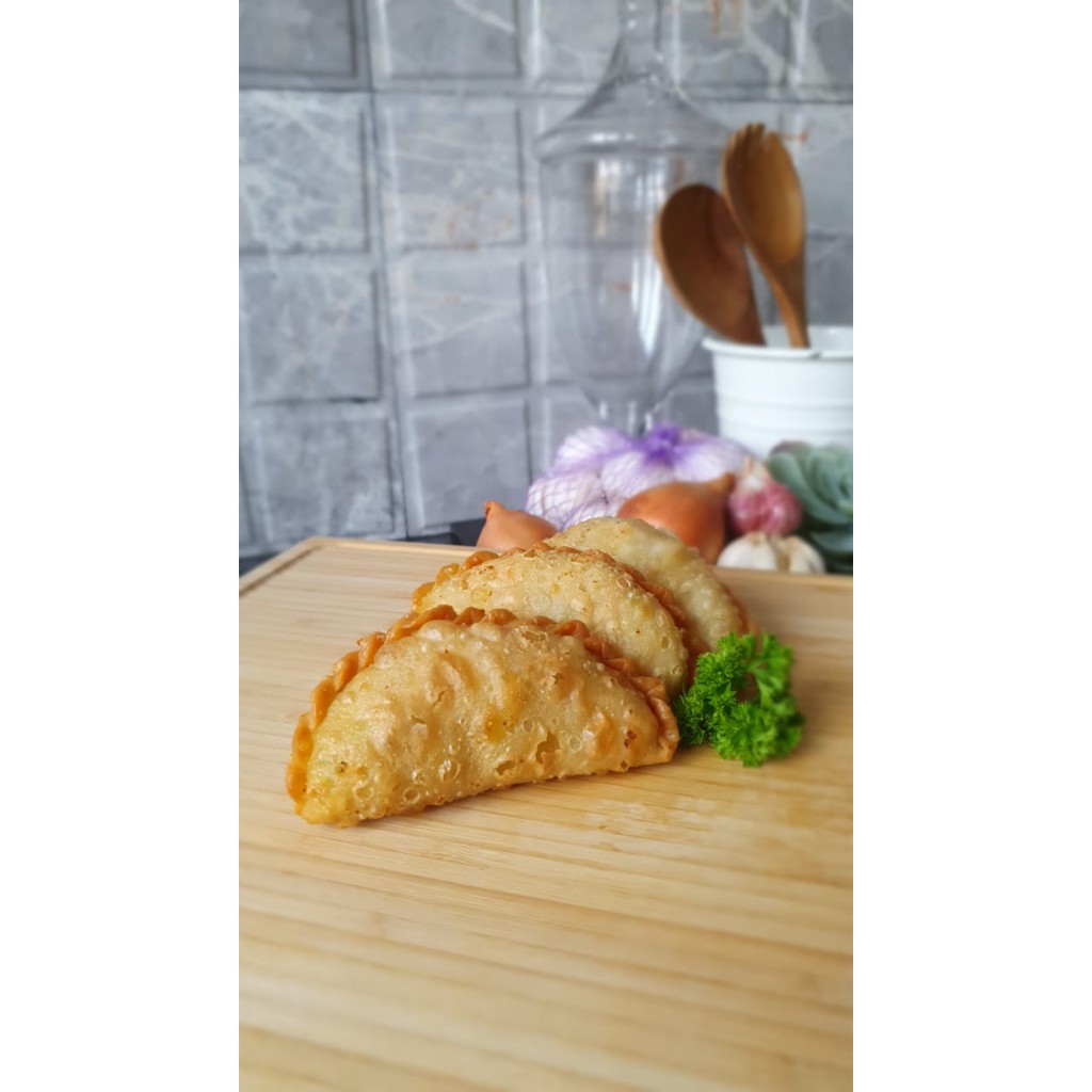 

Pastel Goreng Isi 10 Pastel Renyah Ayam Sayur Sayuran Telur Kuah Sambal Cabe Jalangkote Nyonya Lanny Kitchen (INSTANT/SAMEDAY)