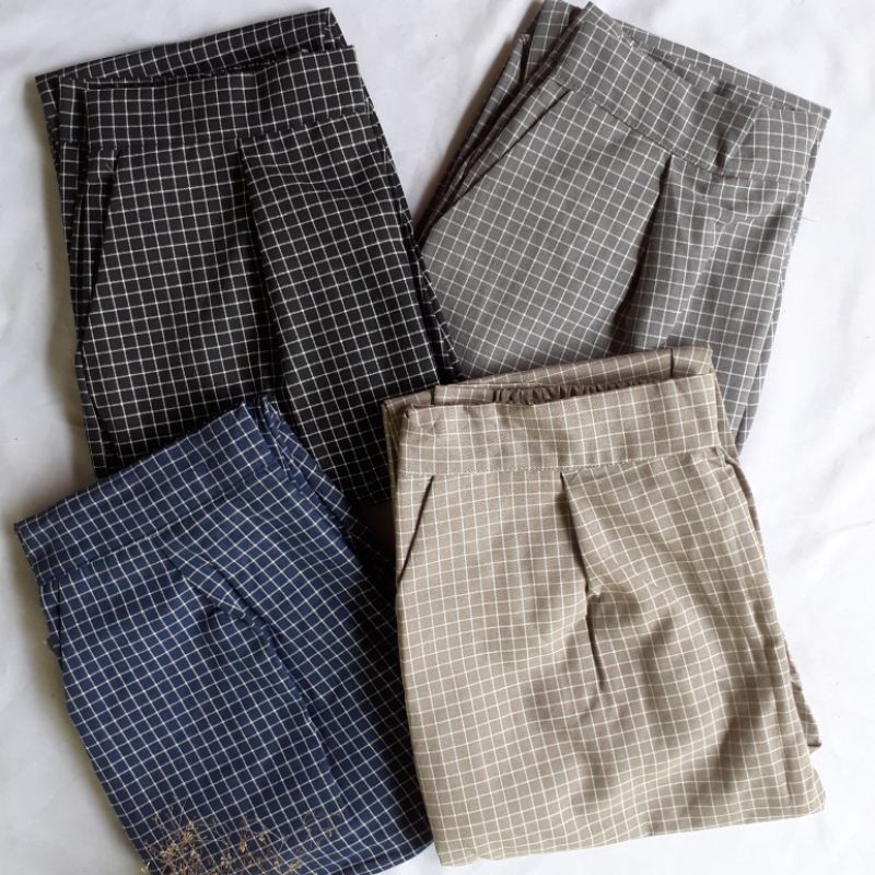 SQUARE PANTS / CELANA PANJANG KOTAK WANITA