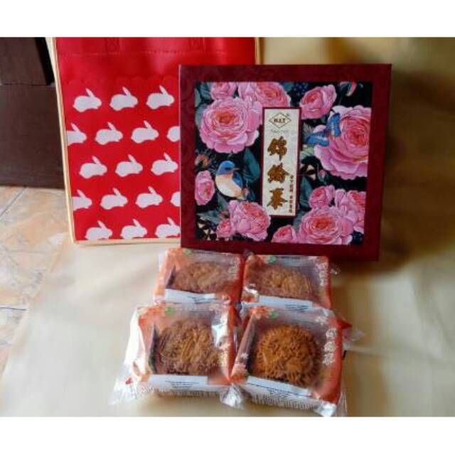 KAM LUN TAI MOONCAKE MALAYSIA (KLT MOONCAKE) kombinasi isi 4