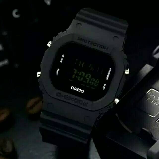 Jam Tangan Pria Sporty Casio Gshock DW-5600 Black