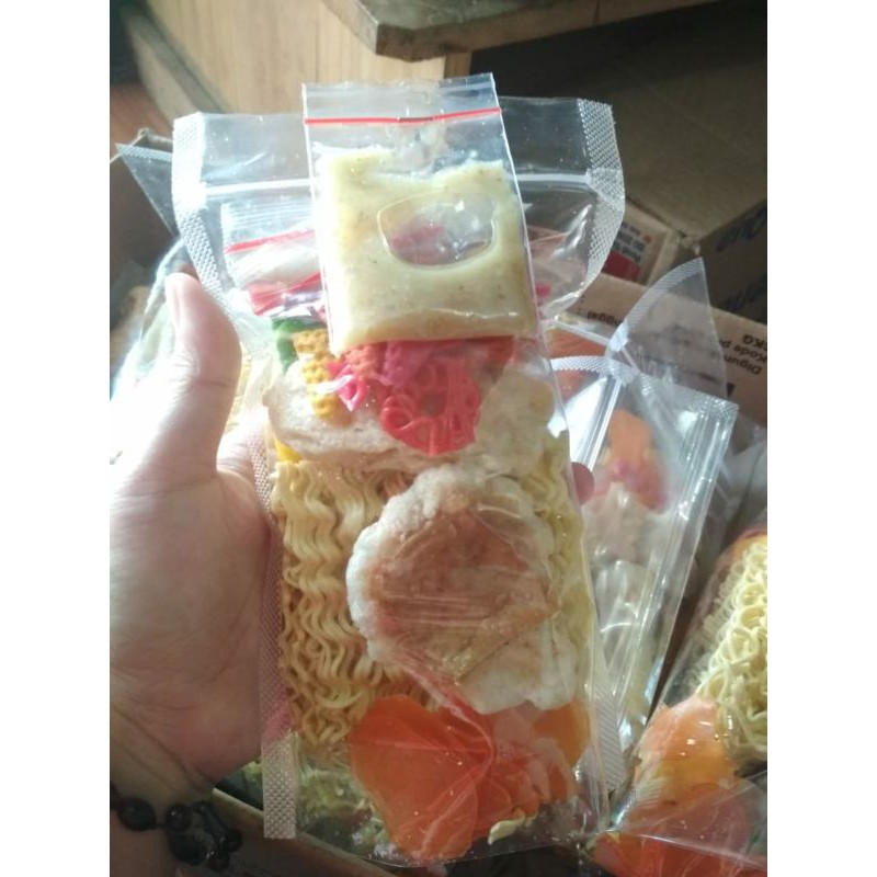 

seblakmie/alawarungbude