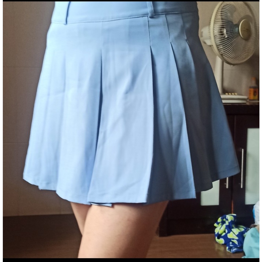 DIJAMINNN BAGUSS!!! - ROK CELANA /SKORT BIRU MUDA POLOS PRELOVED