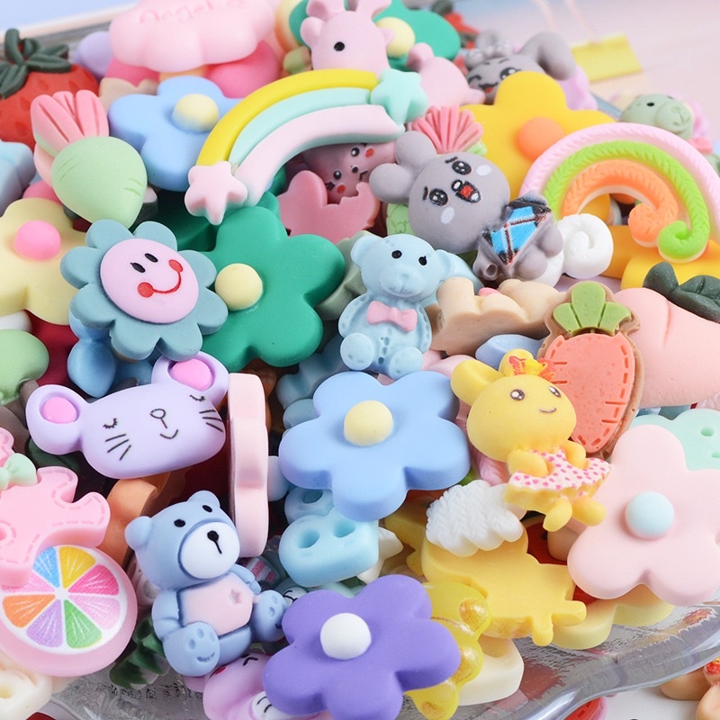 Isi 5 pcs Mainan Clay Resin Sticker 3D Timbul Tanpa Isolasi Perekat Aksesoris Tempelan Botol Minum M
