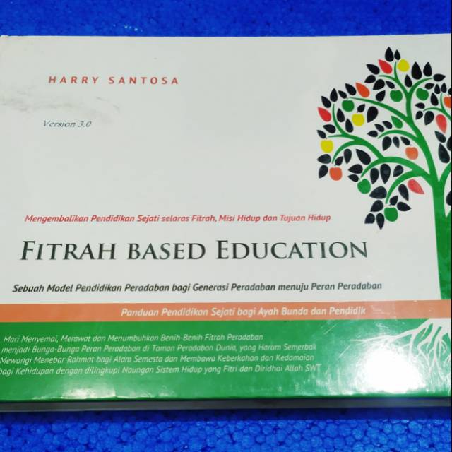 Buku Fitrah Based Education