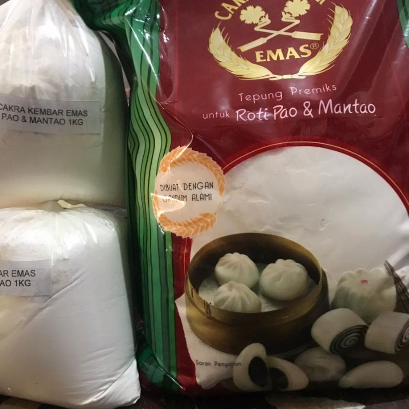 

Tepung Cakra Kembar Emas Roti Pao & Mantao Repack 1 kg