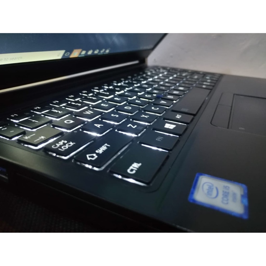 Laptop Second Core i5 Skylake SSD 256GB Keyboard Nyala Buat Kerja Sekolah Kuliah Toshiba R30-C Murah