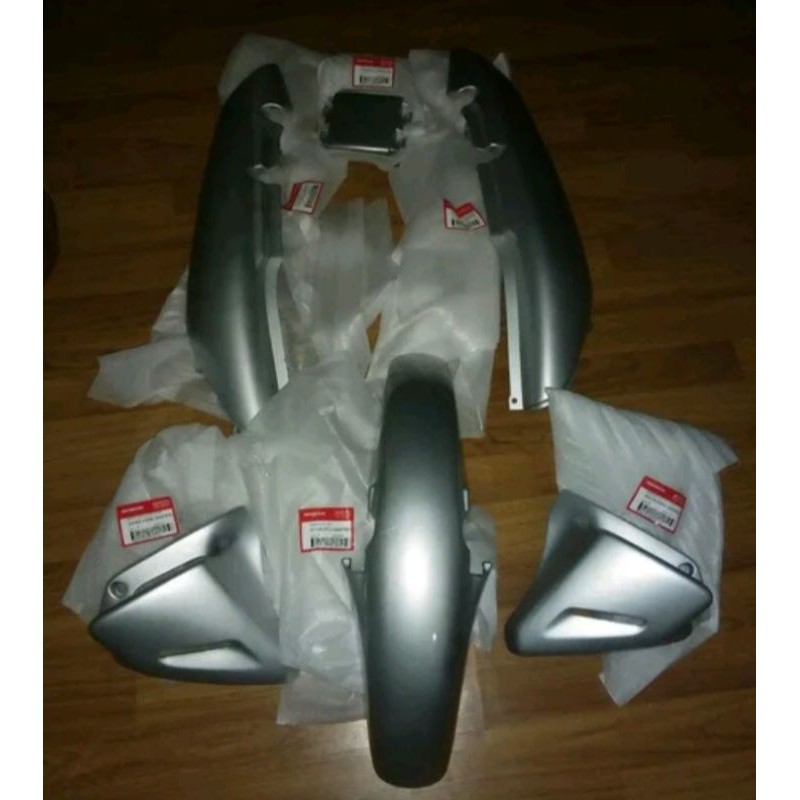 Body Set Full Silver Honda Tiger 2000 ( Tilas )