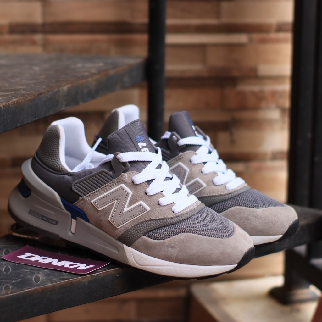 Sepatu NB 997s Grey Made in USA