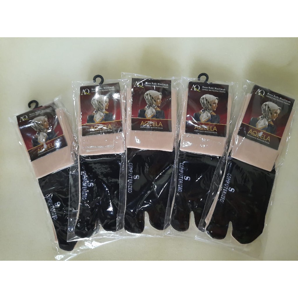 PROMO Kaos Kaki Aqeela Telapak Hitam