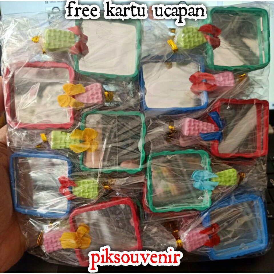 Souvenir Pernikahan Kaca Spon / Hadiah Ulang Tahun / Kado Murah