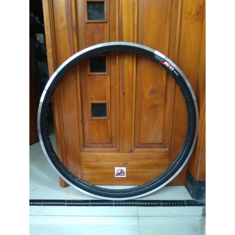 RIMS / VELG ARAYA 700C AR768 32 HOLE DOBEL WALL
