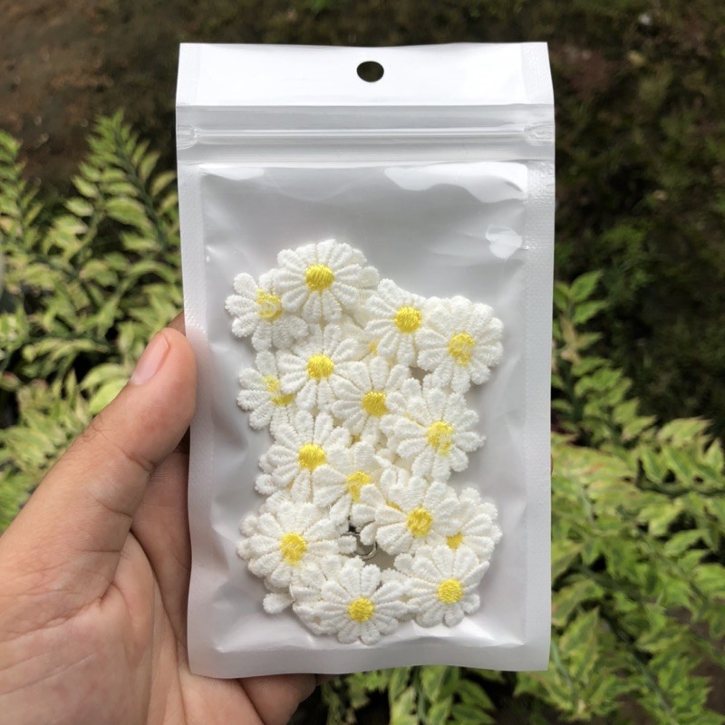 

Lanyard Mask Daisy