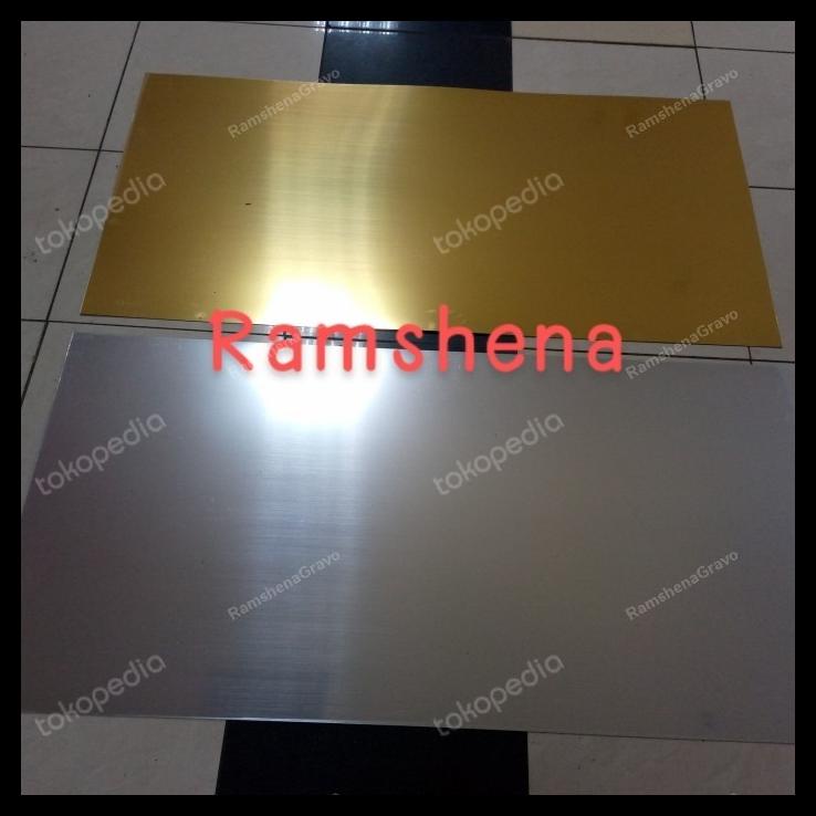 

Gravoply/Bahan Name Tag/Silver&Gold/60X120 Tebal 1.5Mm