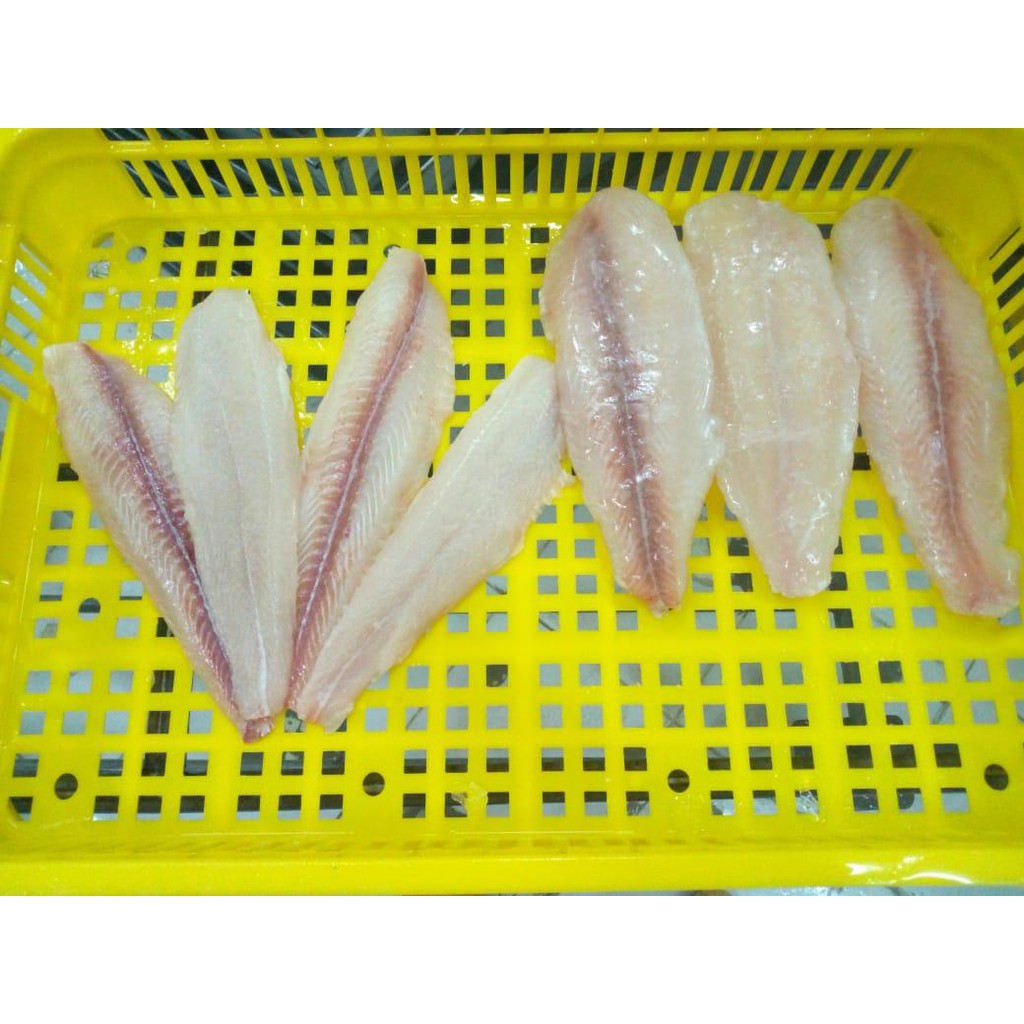 

FILLET IKAN PATIN/DORI LOKAL RED LINE @1Kg