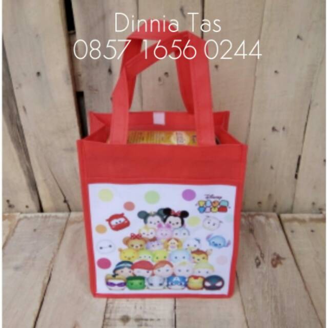

Tas Ulang Tahun Disney Tsum Tsum