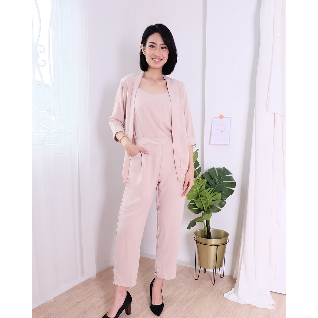 IL - Set Mirabeth Setelan 3in1 / Setelan Kantor Blazer Tanktop PantS