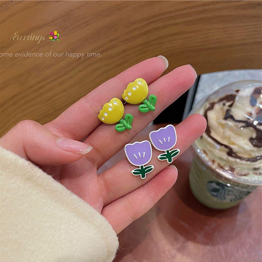 Anting Klip Enamel Bentuk Bunga Gaya Retro Vintage Untuk Wanita