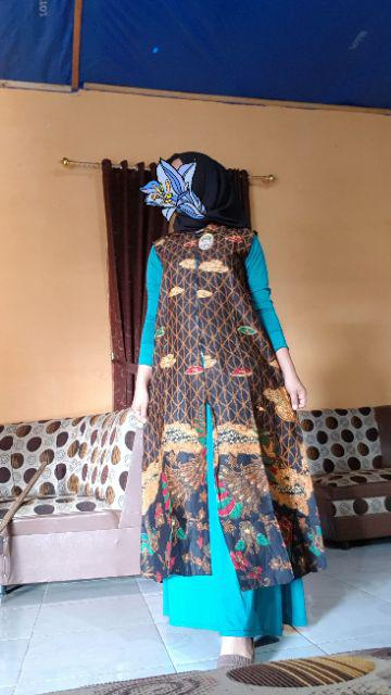 Outer Alika Baju Luar Batik Wanita Muslimah.
