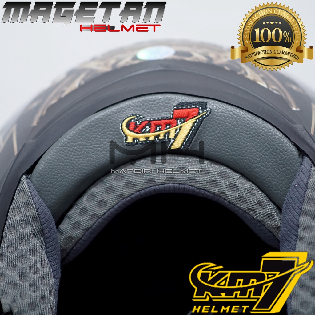 (Paket ganteng spoiler) HELM KM7 SEVEN KING BLACK GLOSSY SILVER-5