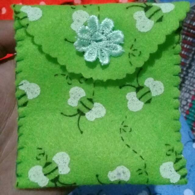 

Amplop kain flanel
